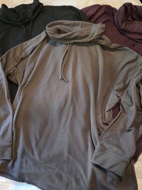 32 Degrees Olive Cowl Neck Pullover Sweater Set Of 3